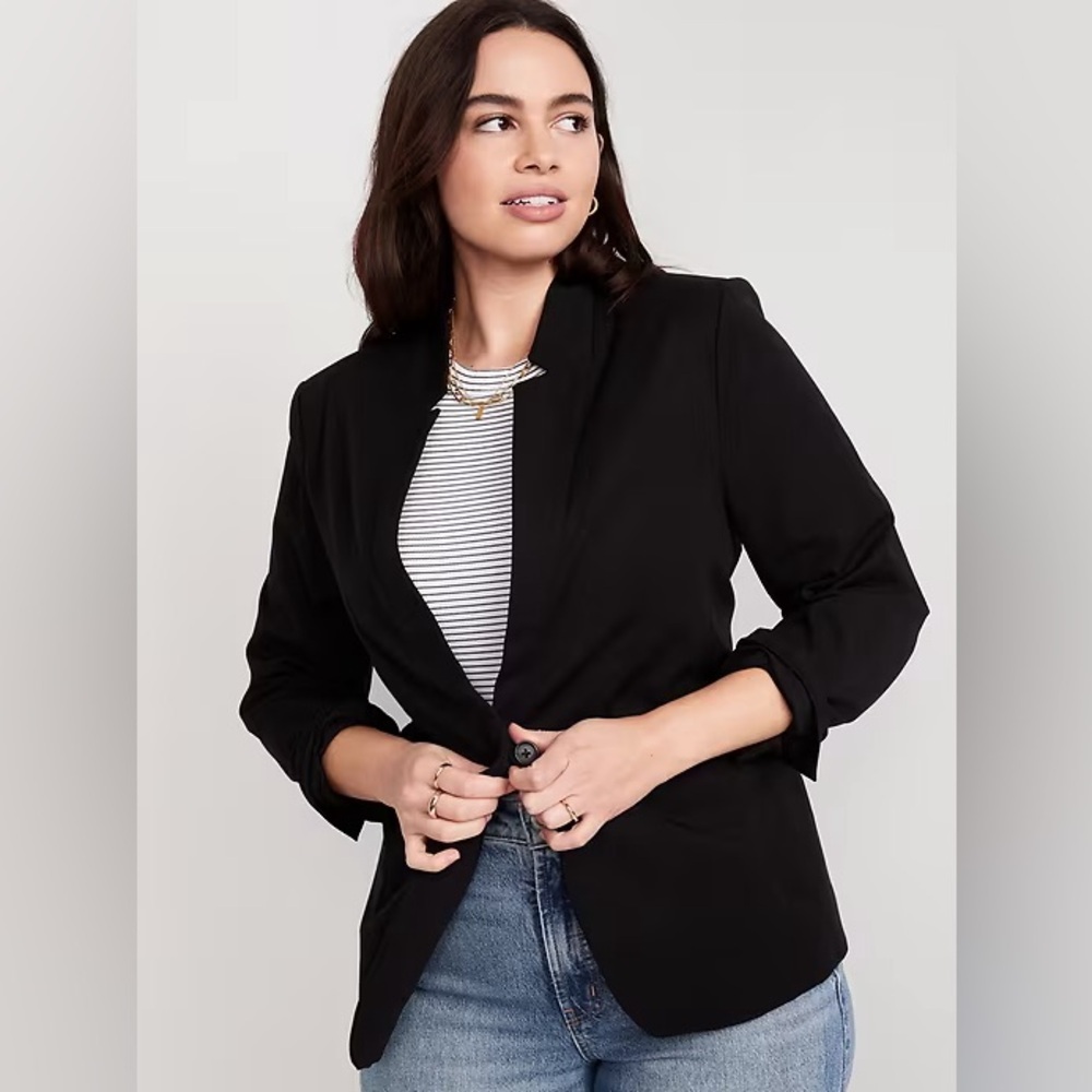 NWOT! Old Navy Black Notched-Collar Pixie Blazer - 587716 🩷